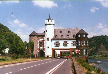 Weinkirmes im Ortsteil Gondorf