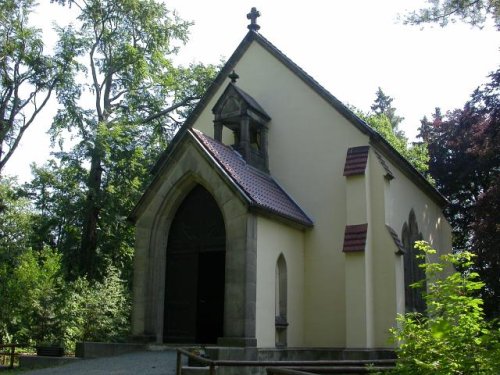 Besichtigung des Mausoleums in Waldhaus bei Greiz